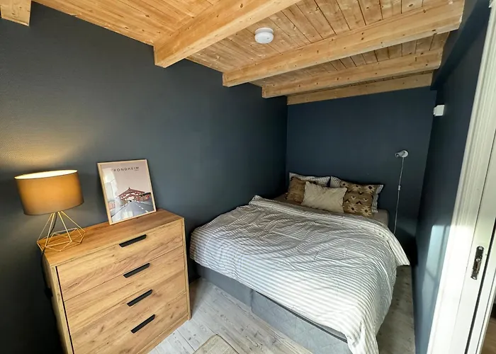 Cozy Backyard Apartment